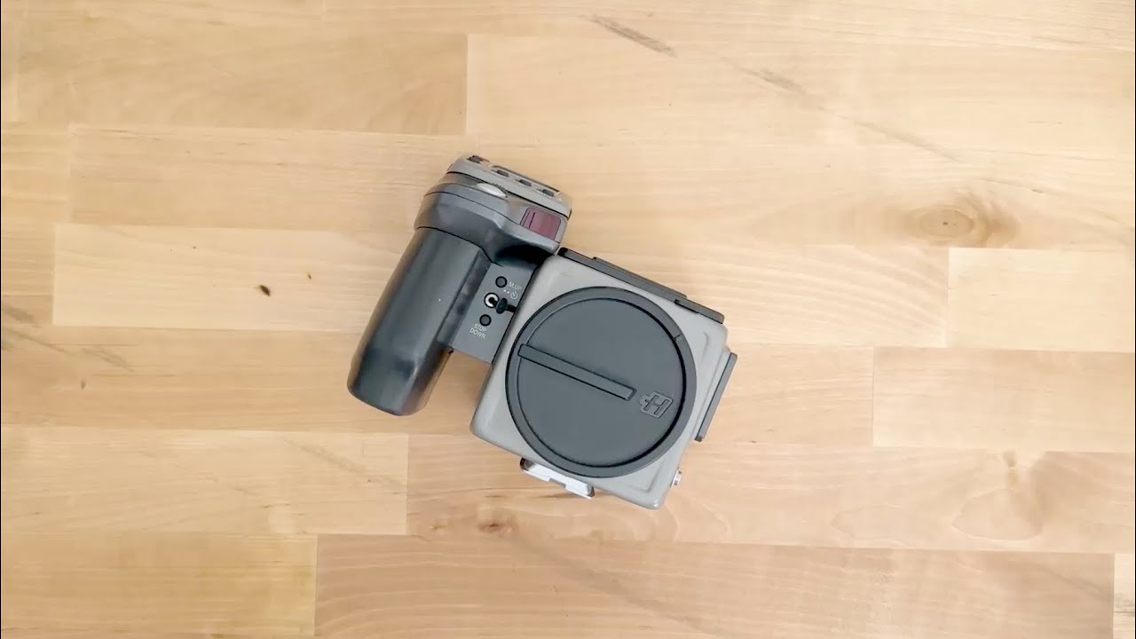 Hasselblad H battery grip battery replacement
