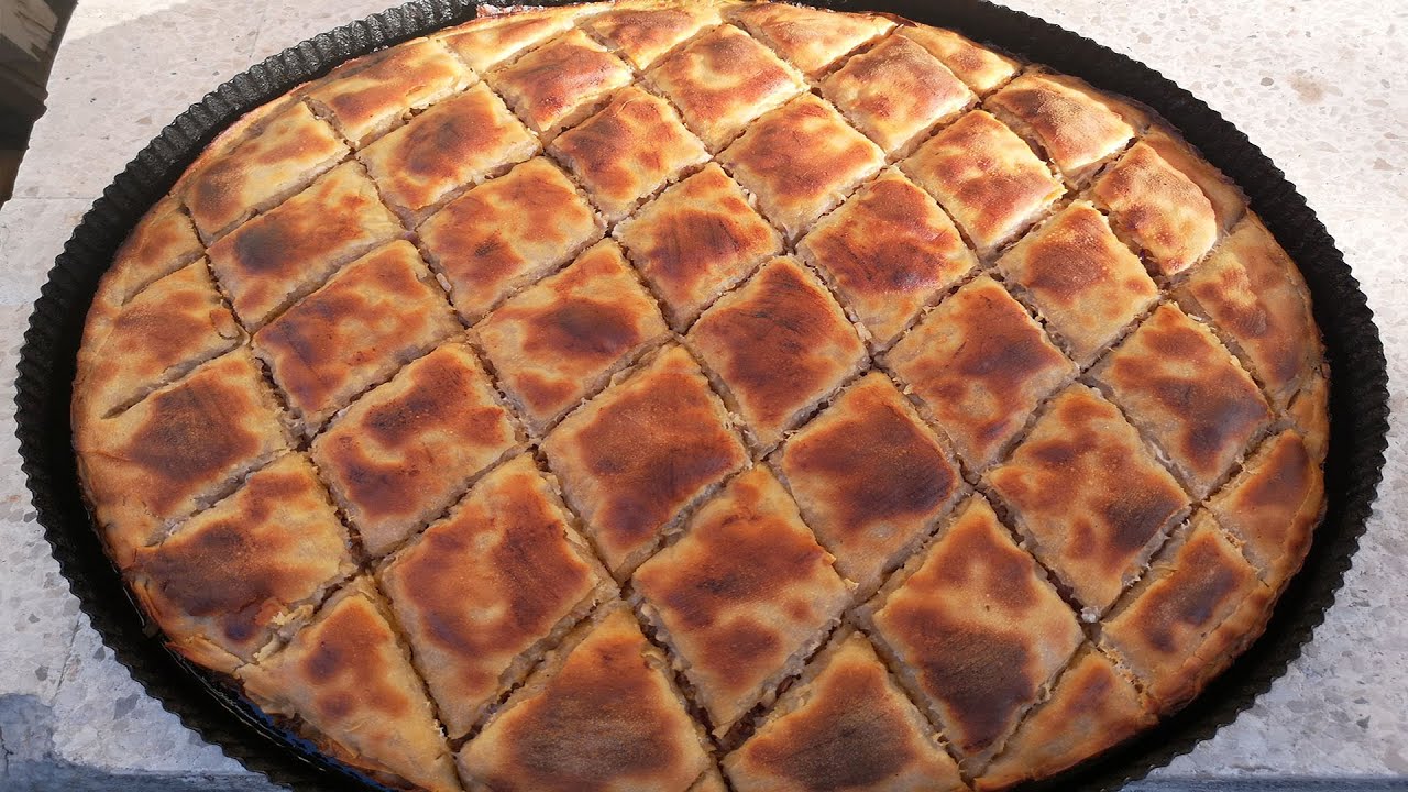 OSMANİYENİN YÖRESEL ETLİ KÖMBESİ  Nasıl Yapılır (Odun Ateşinde)👌 Börek Tarifi