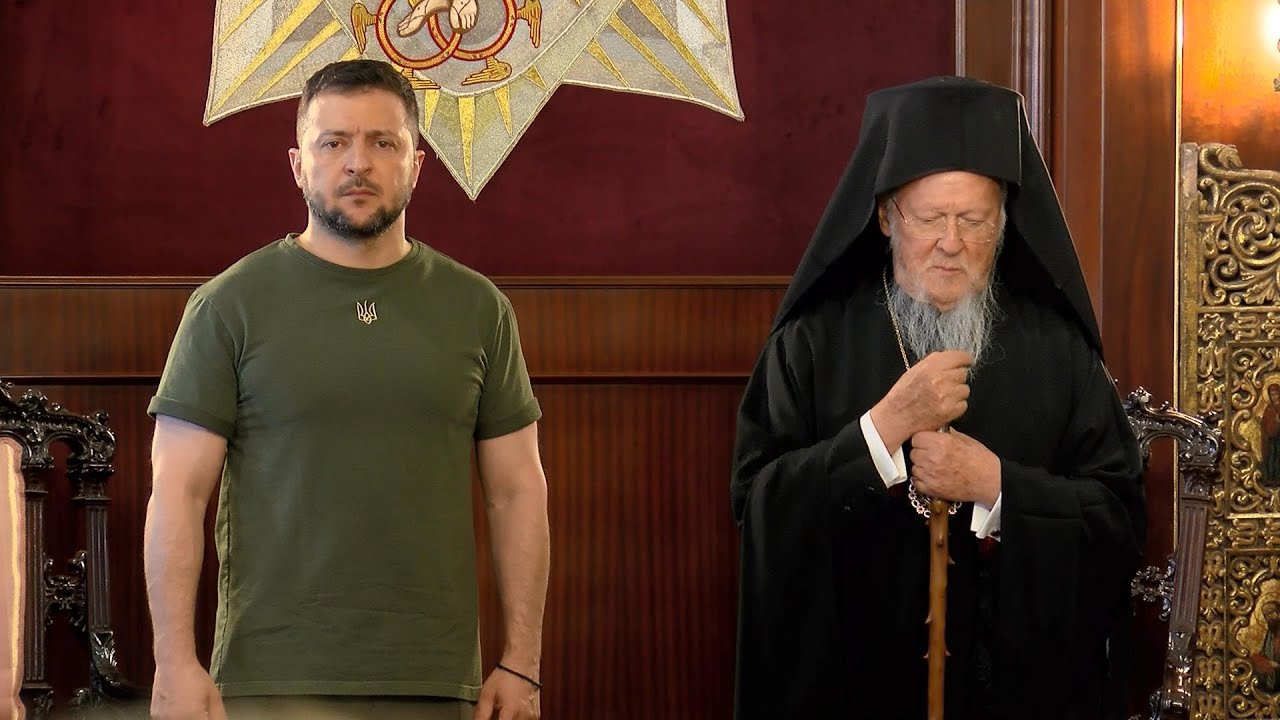 Ukrayna Devlet Başkanı Zelenski'den Fener Rum Ortodoks Patrikhane'sine ziyaret