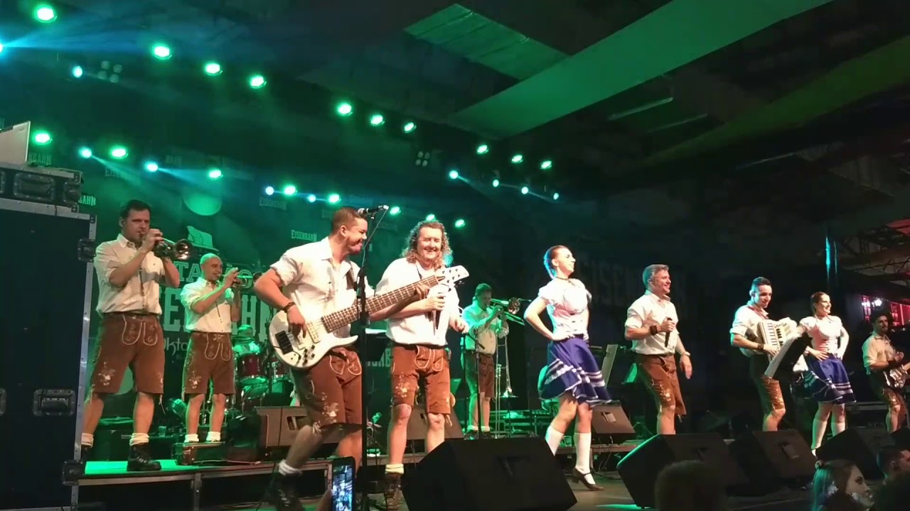 Zic Zac - Banda Os Montanari - Oktoberfest - Blumenau/SC