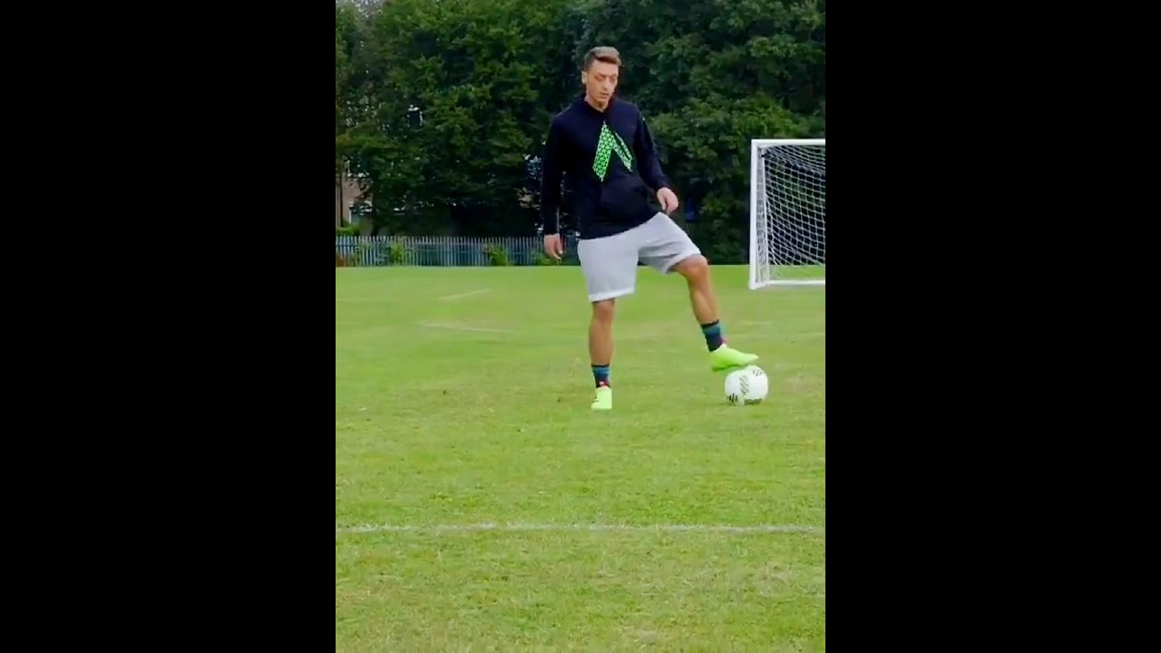 Mesut &Ouml;zil&rsquo;s Touch 😮&zwj;💨