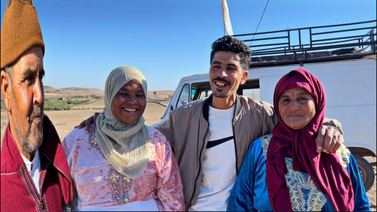 في البادية/ها كيفاش دازت لخطوبة عند بنت حسان 😂اجيو تسمعو بالمكي اشنو قالية😊حنان كتشكركم بزاف🤗