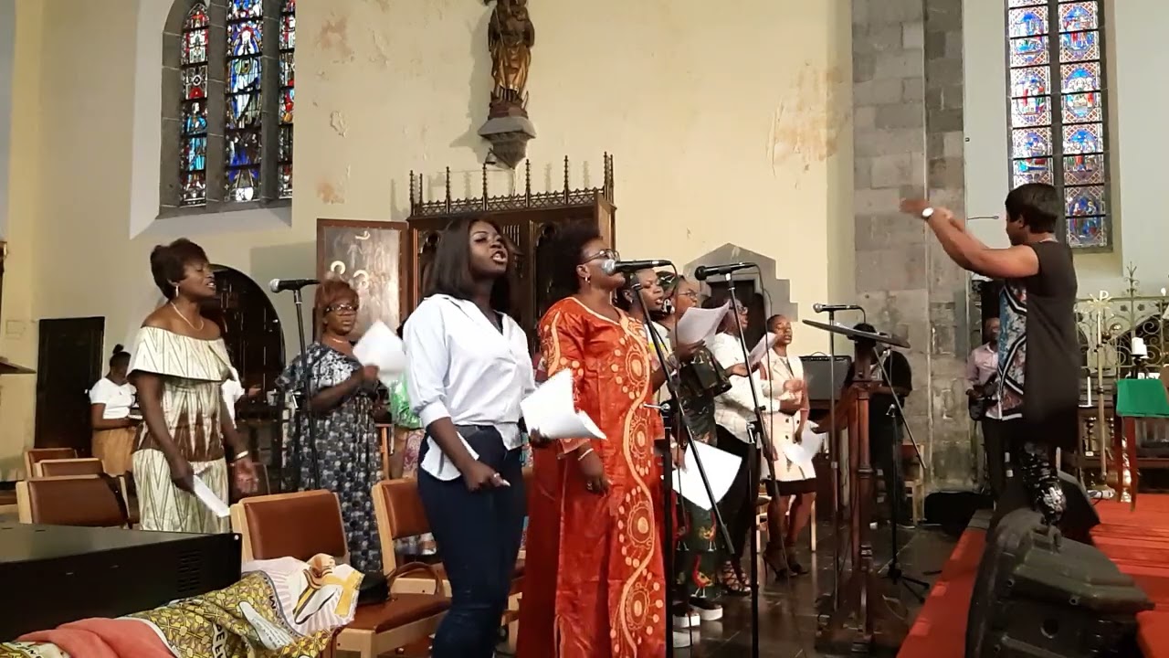 Nkembo a, Nkembo na Tata