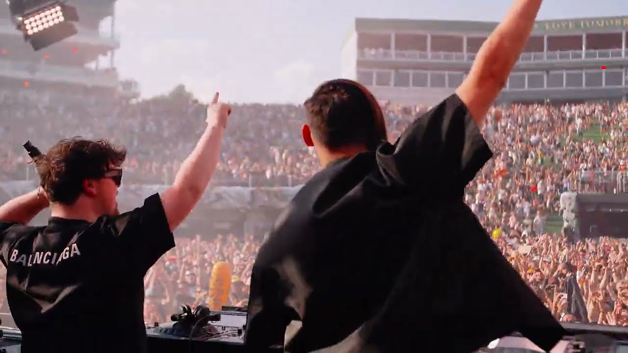 MAX VERSTAPPEN AT TOMORROWLAND 2025 👀🏎️