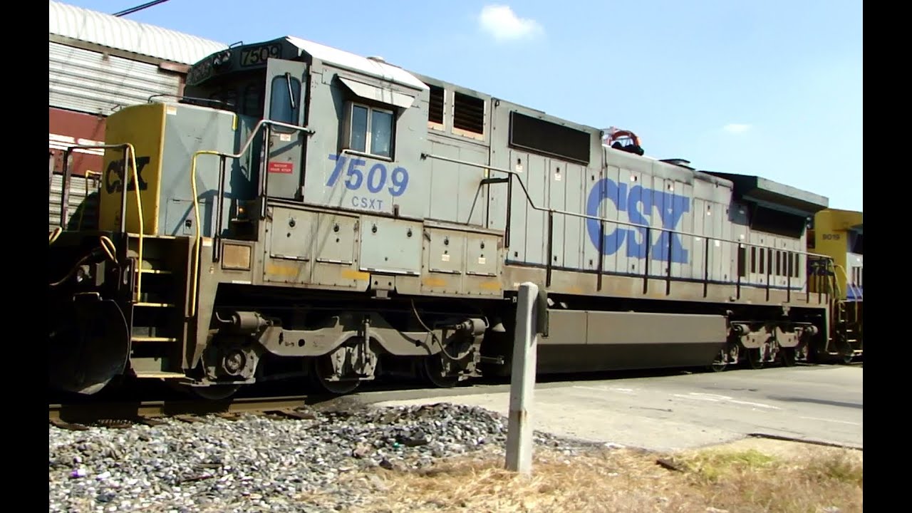CSX Auto Rack Train Meets Stealth Engine In Baltimore
