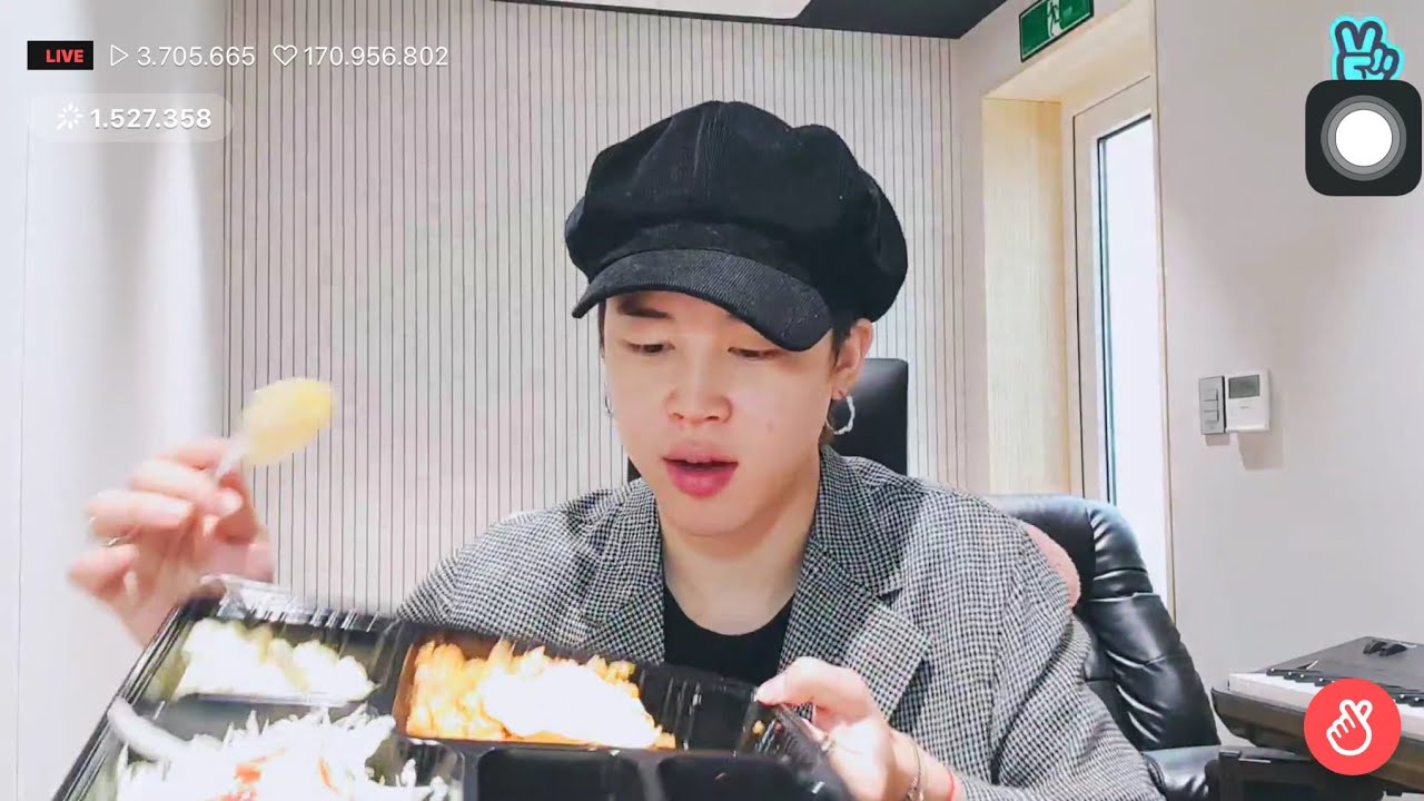 JIMIN'S MUKBANG ON VLIVE
