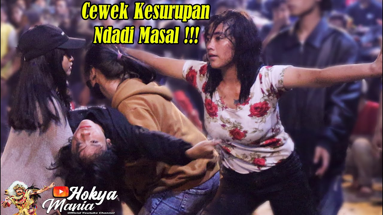 CEWEK KESURUPAN VIRAL ‼️ Cewek ndadi jaranan kuda lumping