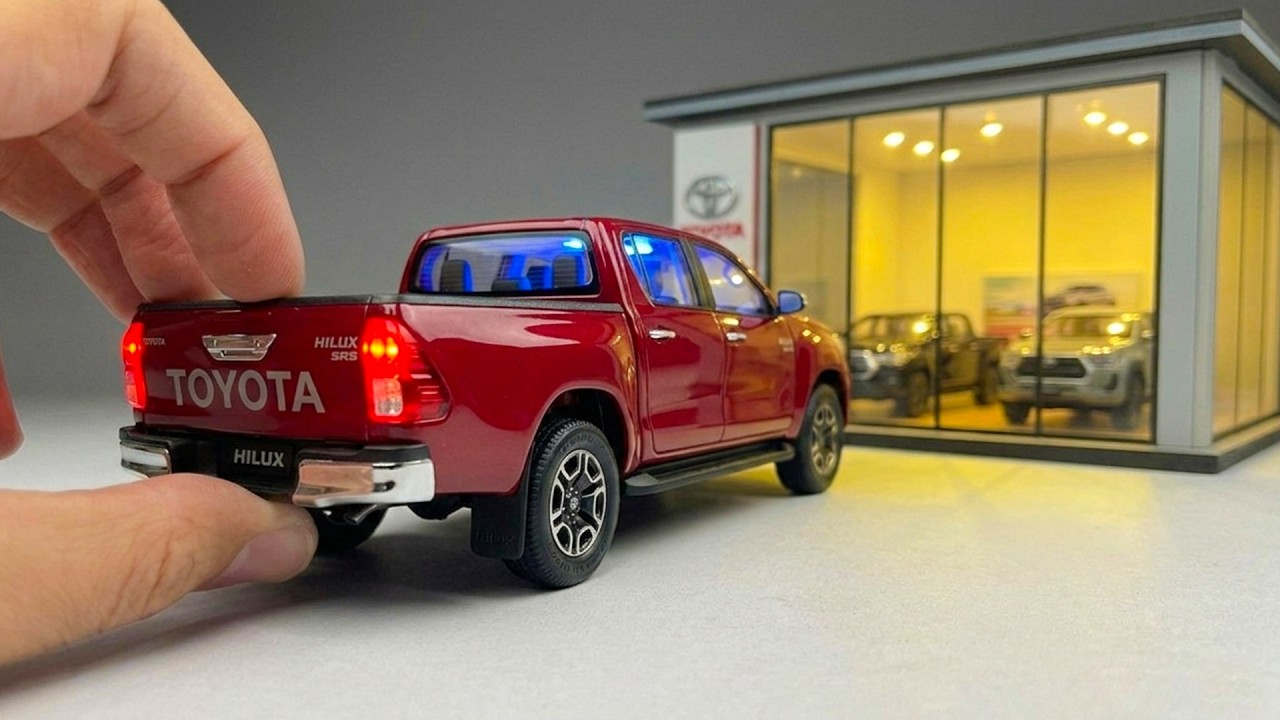 Unboxing of Scale Model Toyota Revo Truck 1:18 | Diecast Model Car | Miniature Diecast Auto