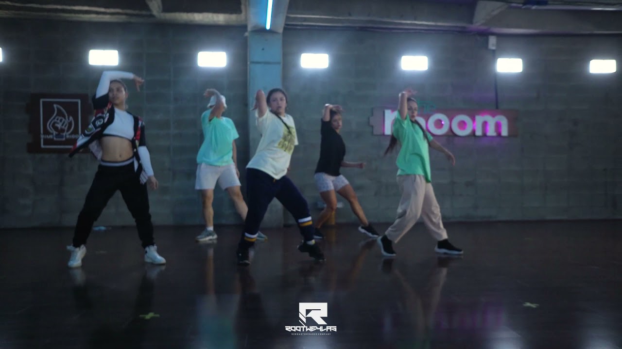 Hay algo en ti - Zion y Lenox // Coreografía - Laura Correa // Rootweylas Dance