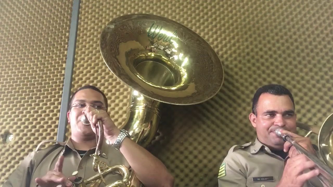 Washington Post March - Sd. Freitas (Tuba Bb) e Sd. Celio (Trombone)