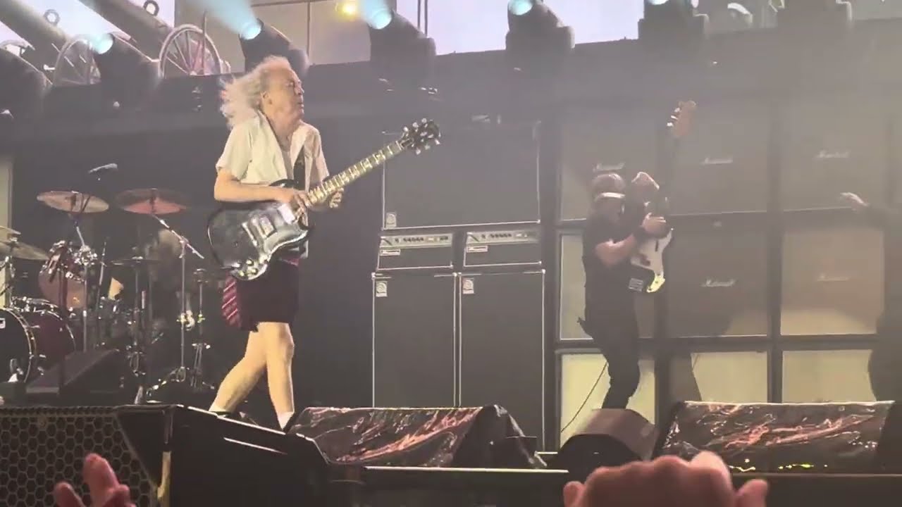 For Those About to Rock!!! AC/DC in Melbourne 