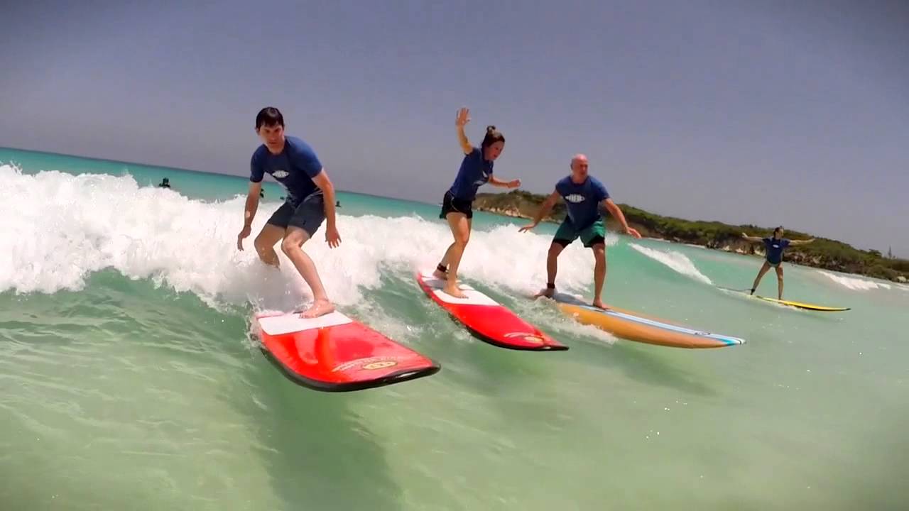 SURFING IN PUNTA CANA. MACAO SURF CAMP