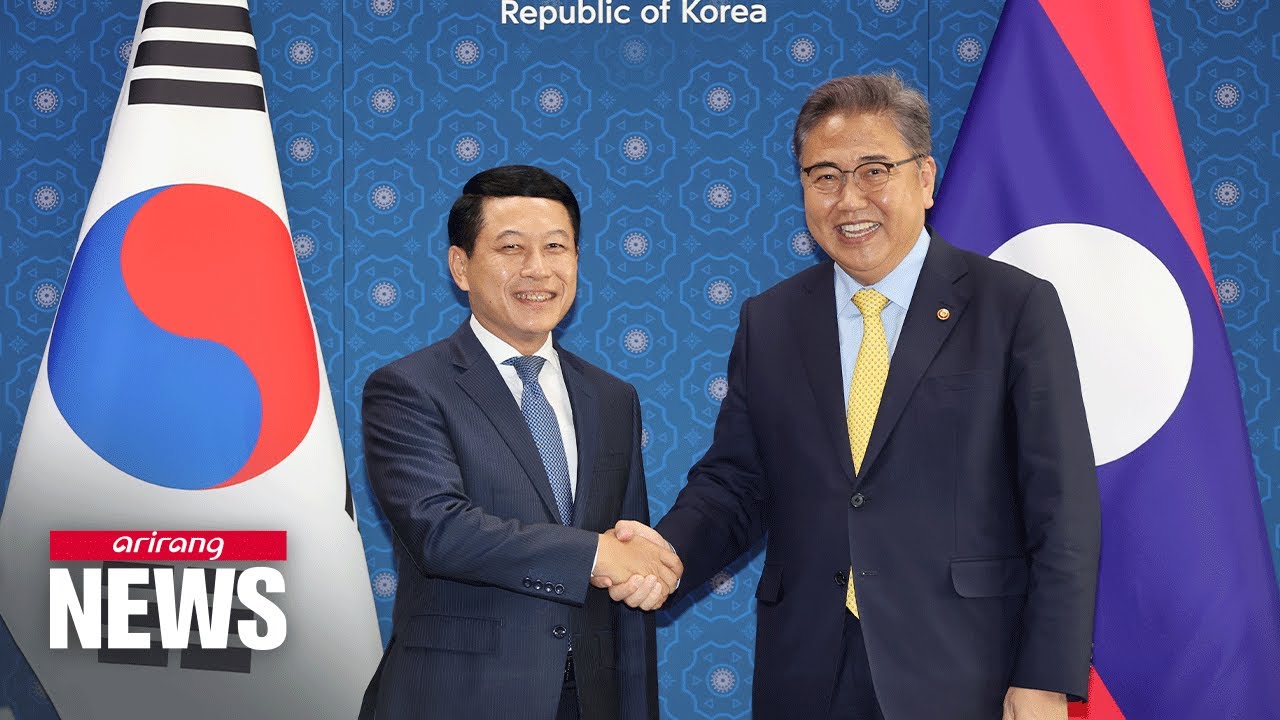 Seoul's Foreign Minister meets visiting Lao counterpart Saleumxay Kommasith to strengthen ...