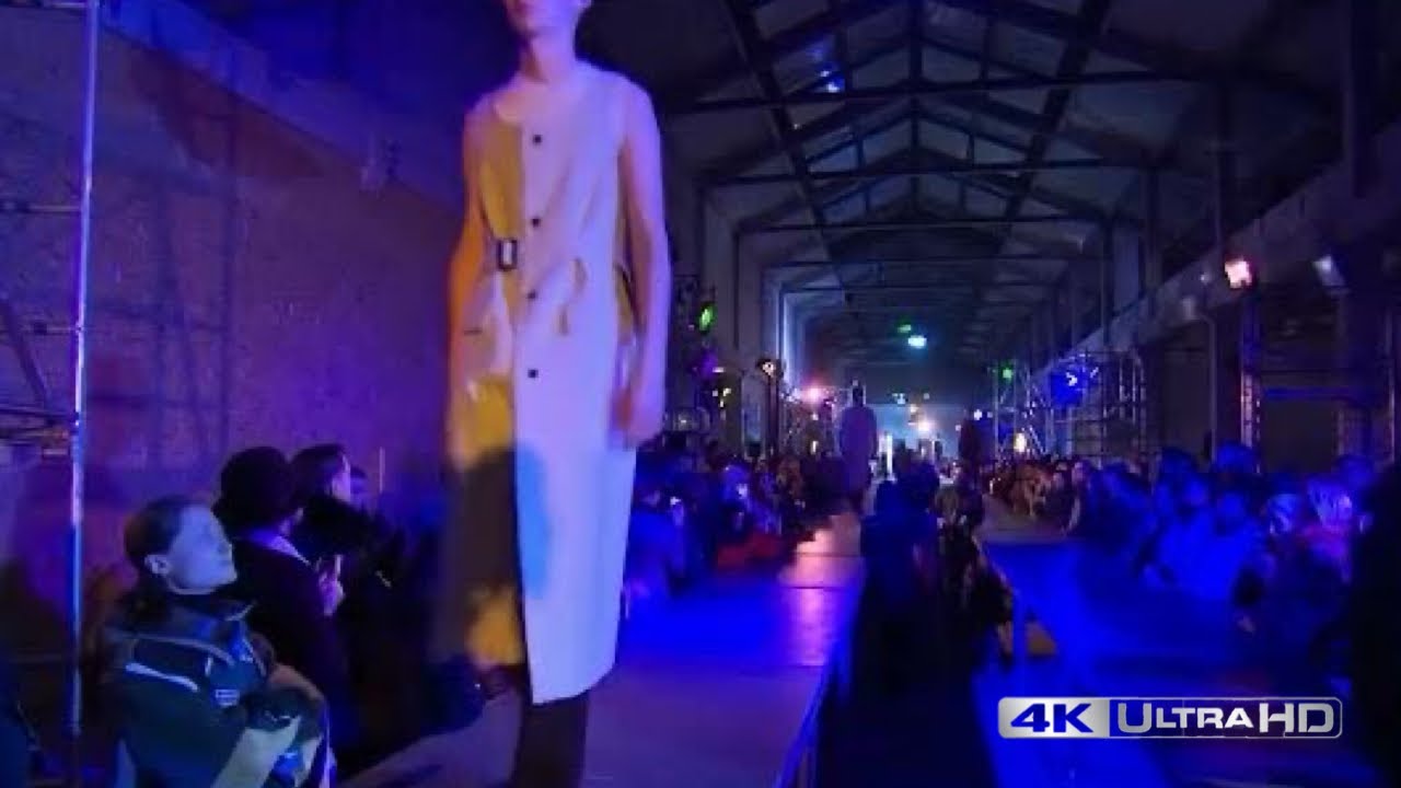 Raf Simons - AW15 To The Archives, No Longer Relevant Runway Collection - 4k Ultra HD