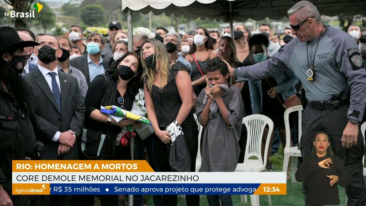 Memorial &eacute; demolido pela CORE no Jacarezinho