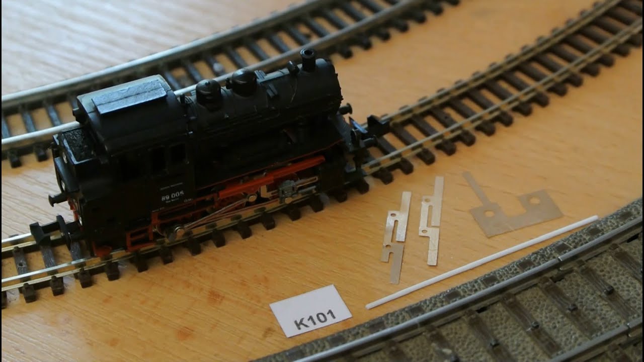 Vorf&uuml;hrung von KaModel Kontakten an der Lokomotive N Minitrix BR 89