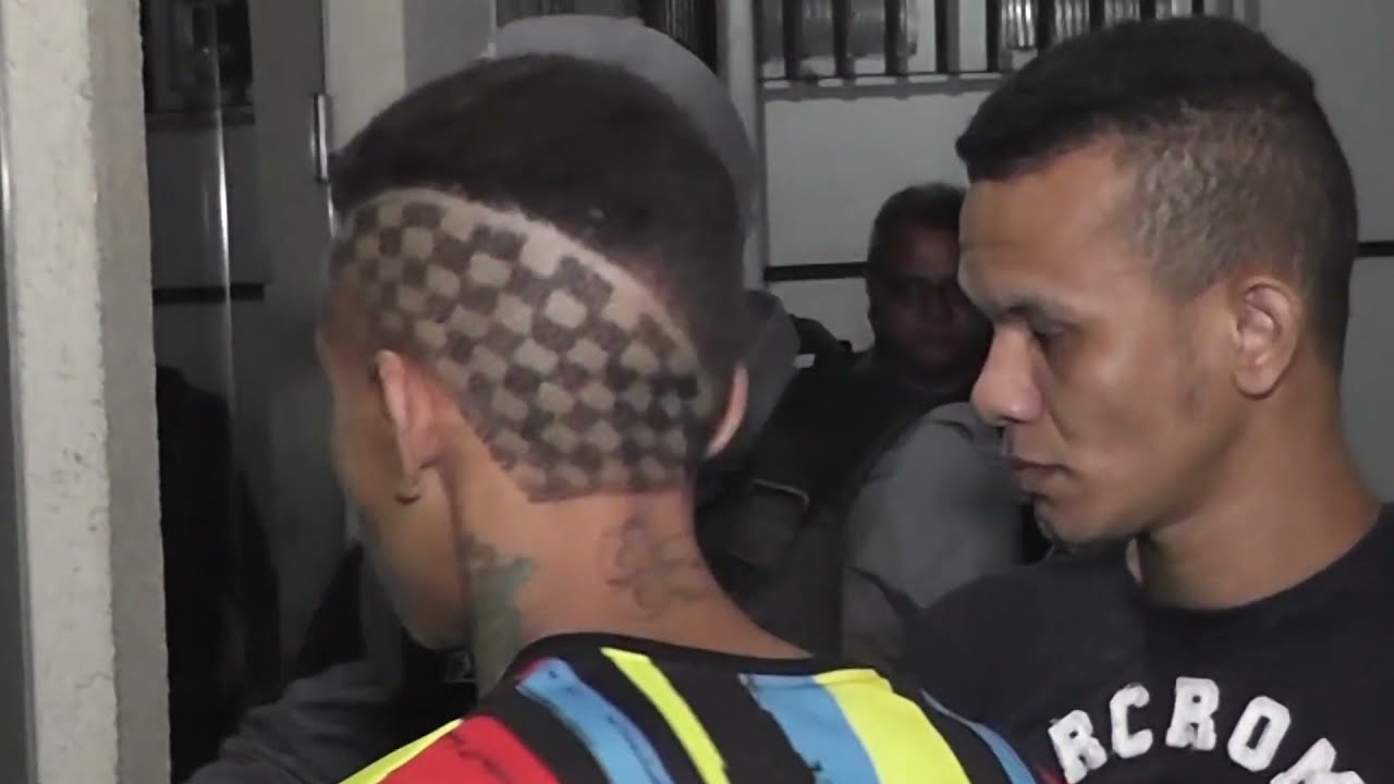 (Edição 29/11/21) Dois homens suspeitos de praticarem assaltos em São Mateus são presos
