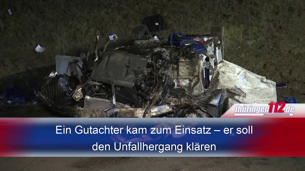 Auto überschlagen: Tödlicher Verkehrsunfall auf A9 bei Schleiz