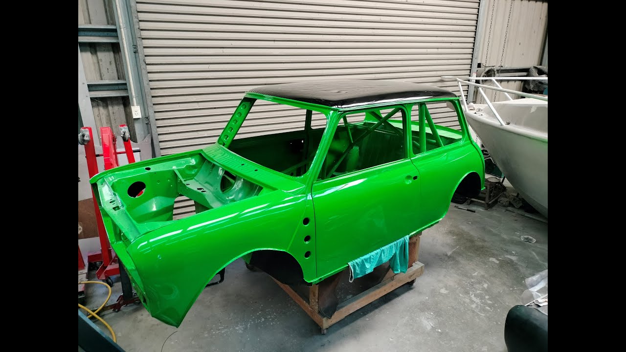 classic rally mini, fitting the doors and installing Polycarbonate windows.