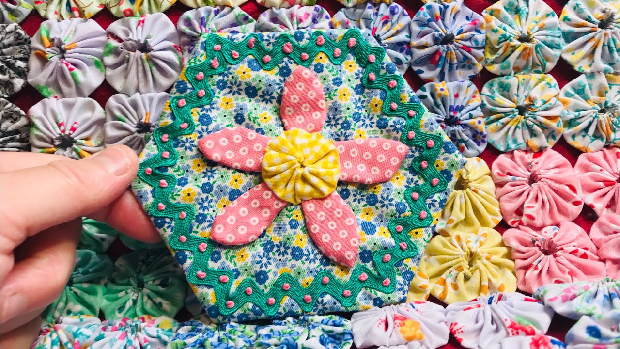 4. 2026 hexi mat stitch along | ladder stitch | flower | Suffolk puffs yoyos | beginner friendly