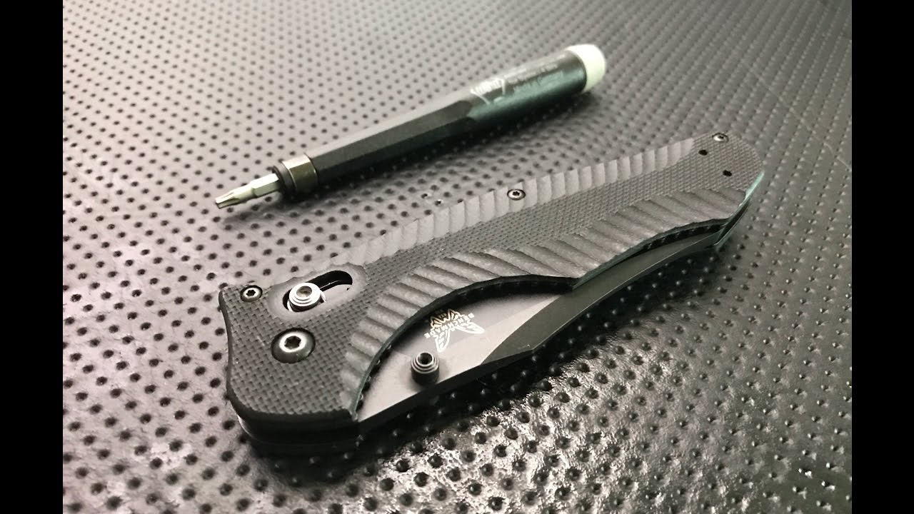 Nick (poorly) disassembles and maintains a Benchmade Contego Pocketknife