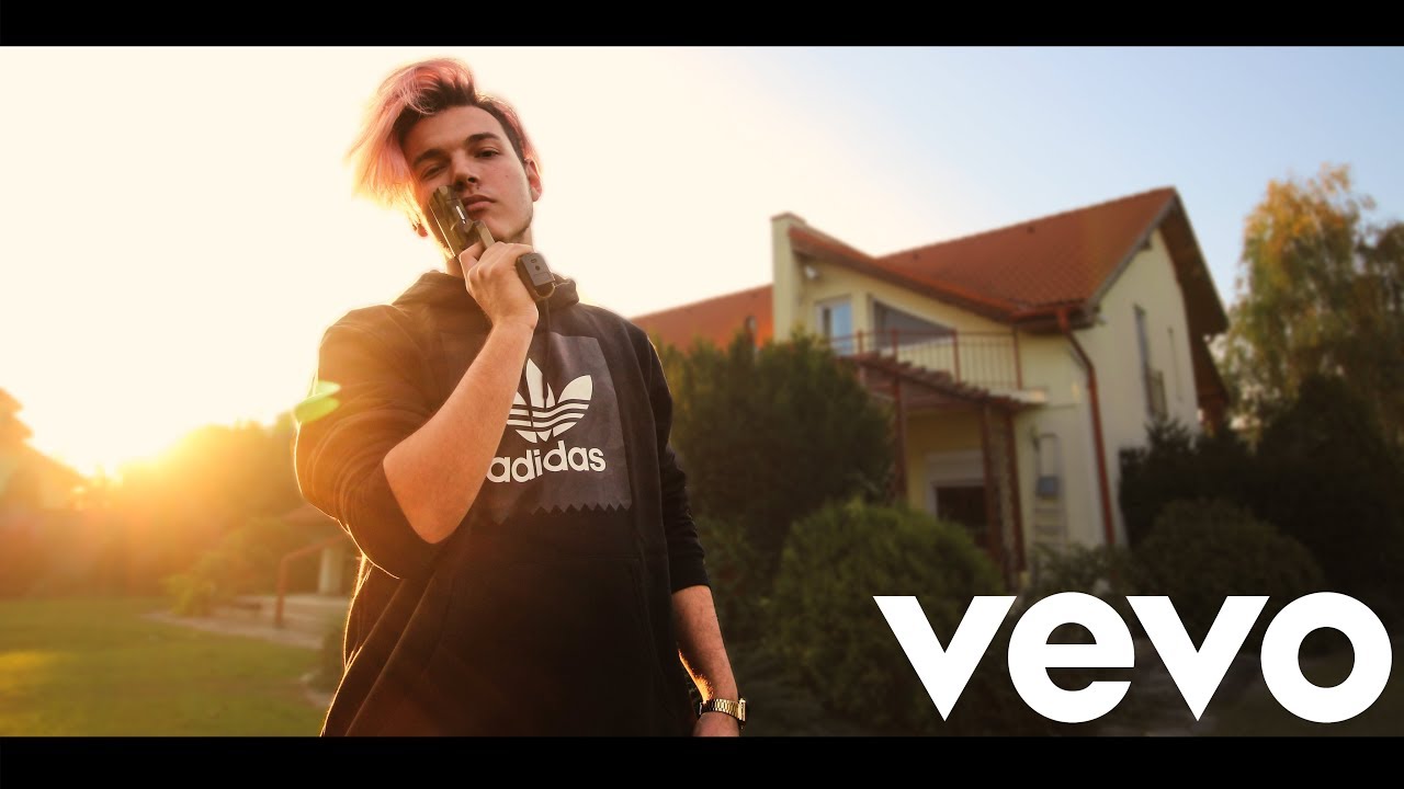 LINO GOLDEN LIKETRACK (Official Video)
