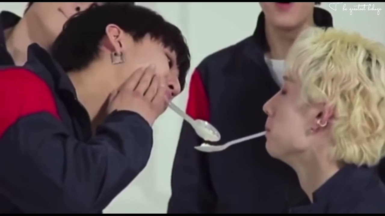 What makes you beautiful- StrayKids [FMV] ||Funny moments||