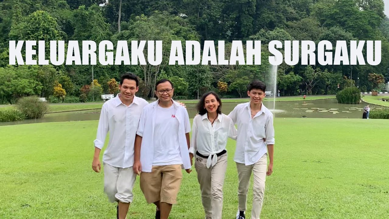 Keluargaku Adalah Surgaku | Cover