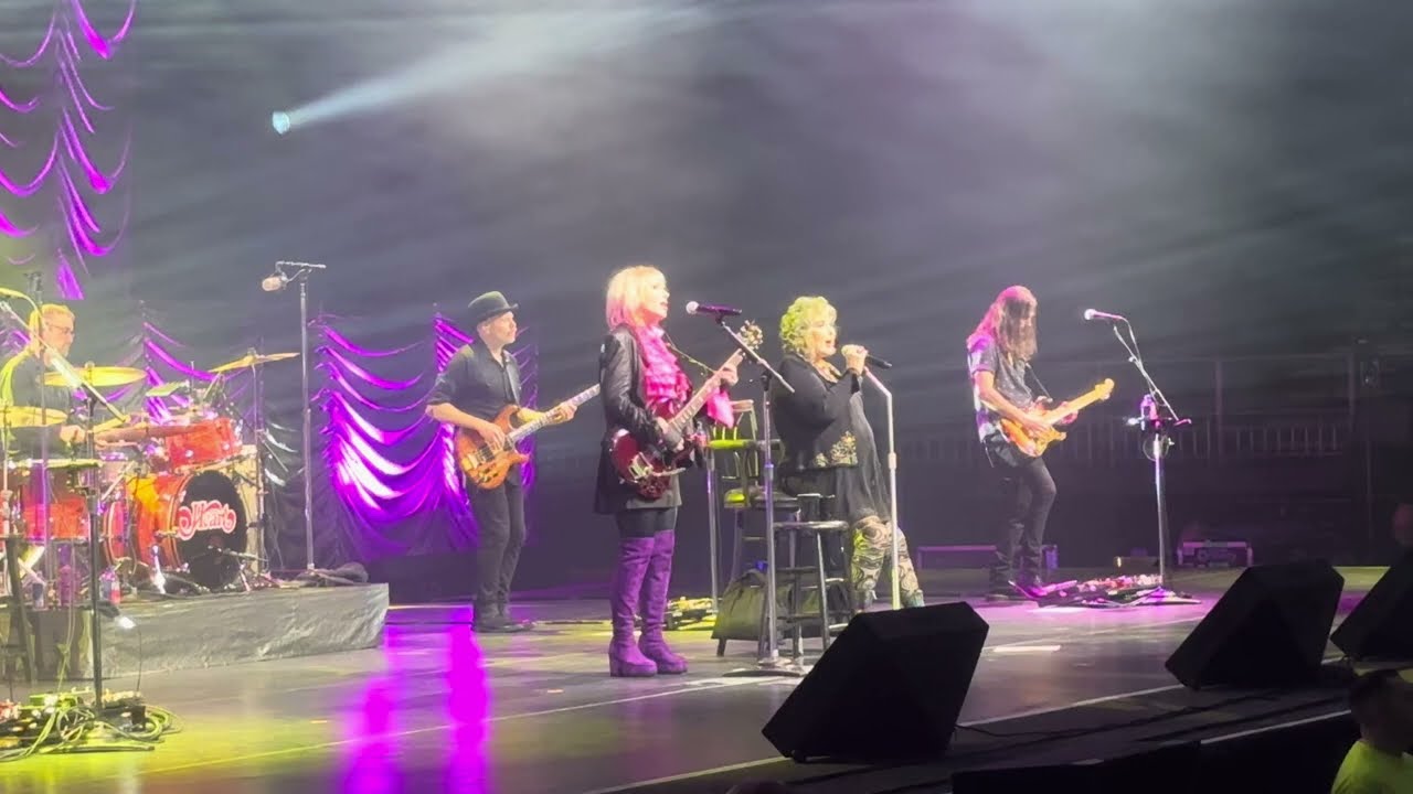 Heart live, Alone/These Dreams, Biloxi February 2036