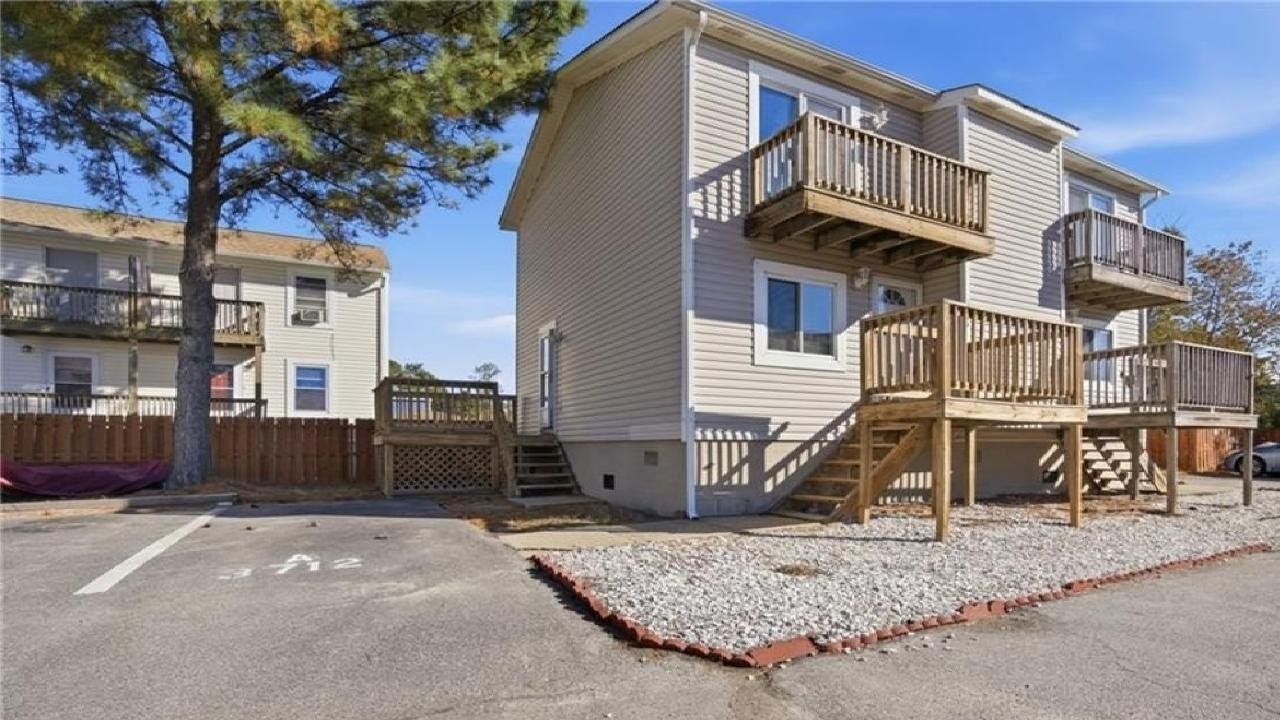3712 Pretty Lake Avenue, Norfolk, VA Presented by Kim Rogers Maxwell.