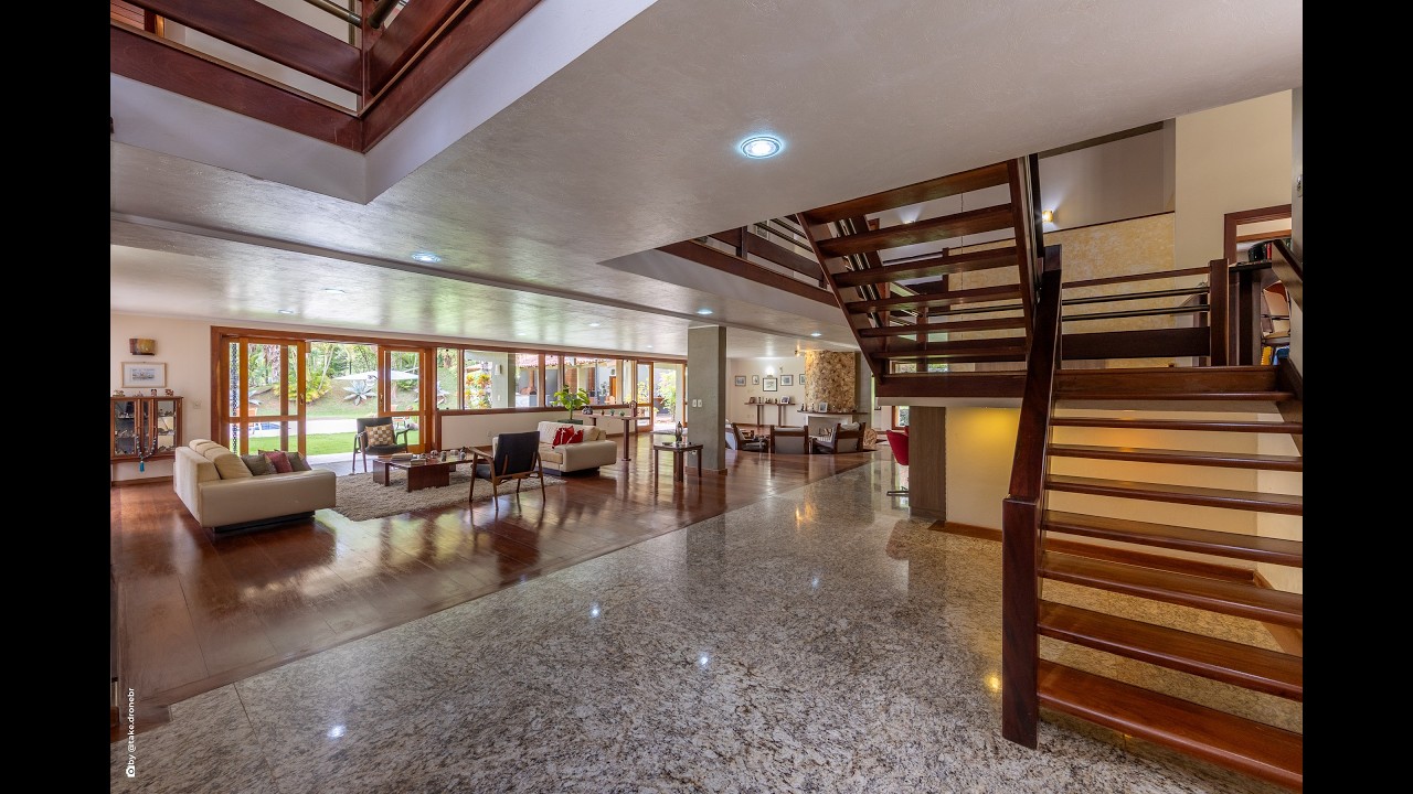 CASA À VENDA NO CONDOMÍNIO CHÁCARAS GRAMADO - CAMPINAS - 5 SUÍTES E 841 M² DE ÁREA CONSTRUÍDA