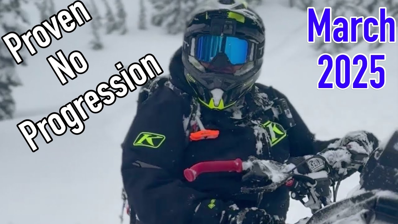 Sledding Revelstoke bc 2x Polaris 155 9r and one Polaris maytrx 850