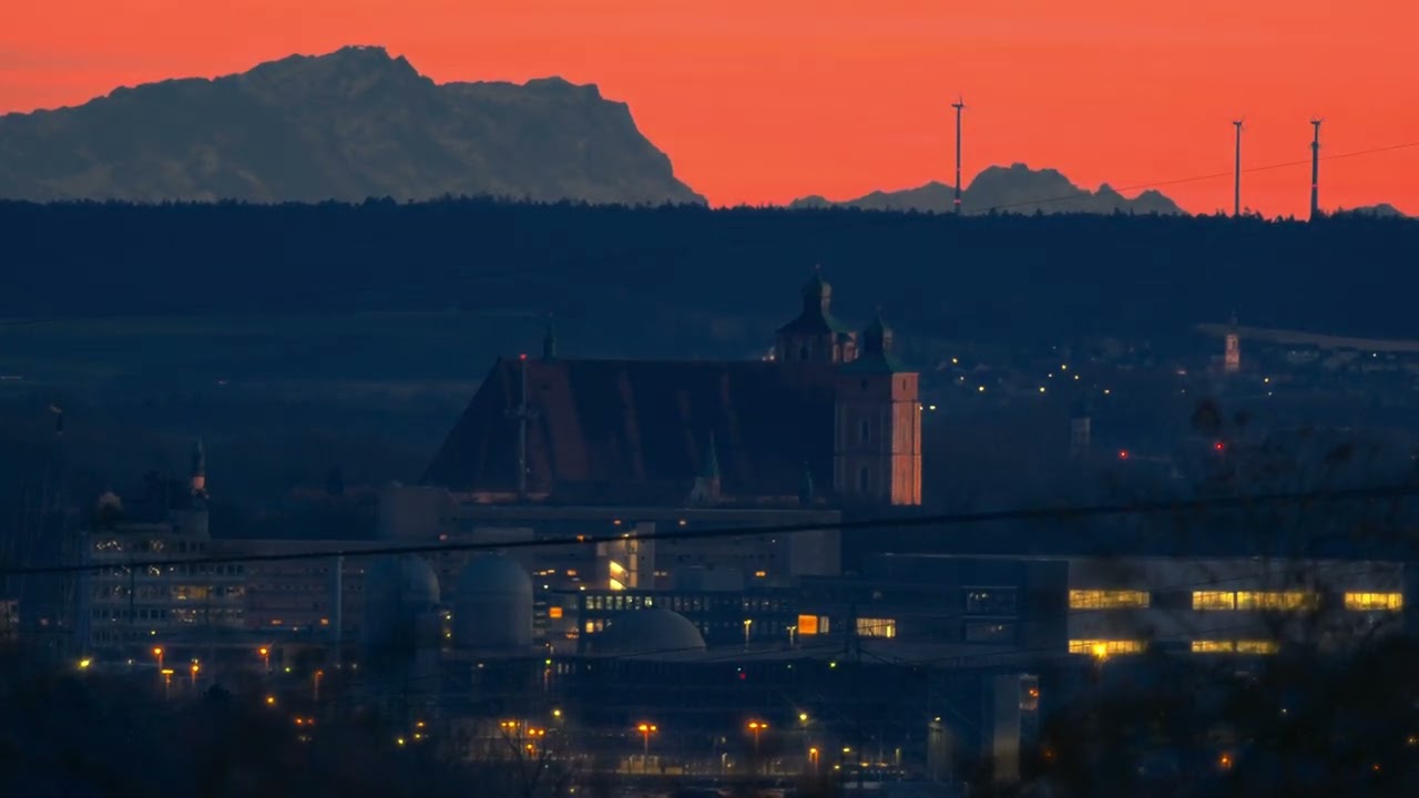 Ingolstadt mit starker Fernsicht &uuml;ber auf die Alpen