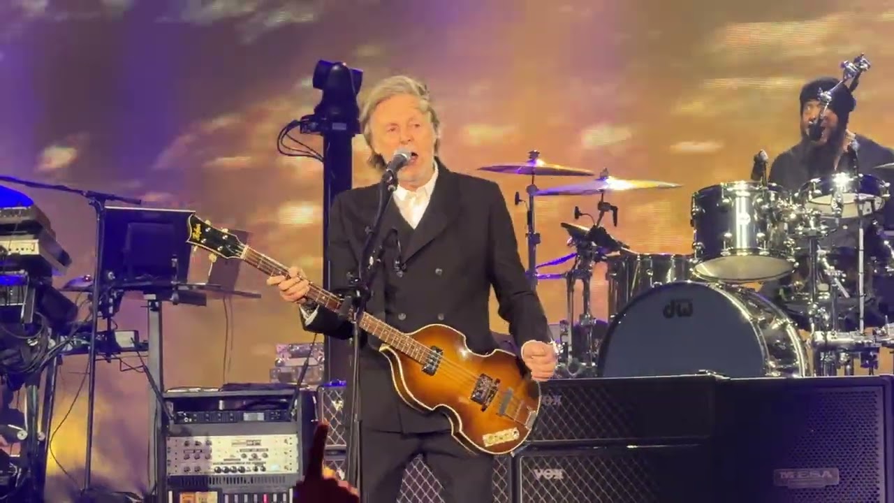 Paul McCartney Got to Get You Into My Life, Isleta Amphitheater