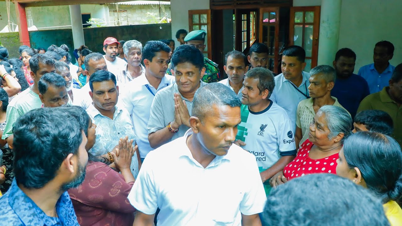 දෙනවා කියන ආධාර සැබෑ ලෙසම ජනතාවට ලැබෙනවාද කියා ගැටලුවක් පවතිනවා.