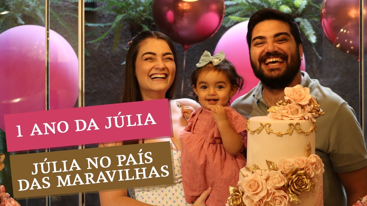 A JÚLIA COMEU BOLO? FESTA DE 1 ANO EM CASA! 🎉