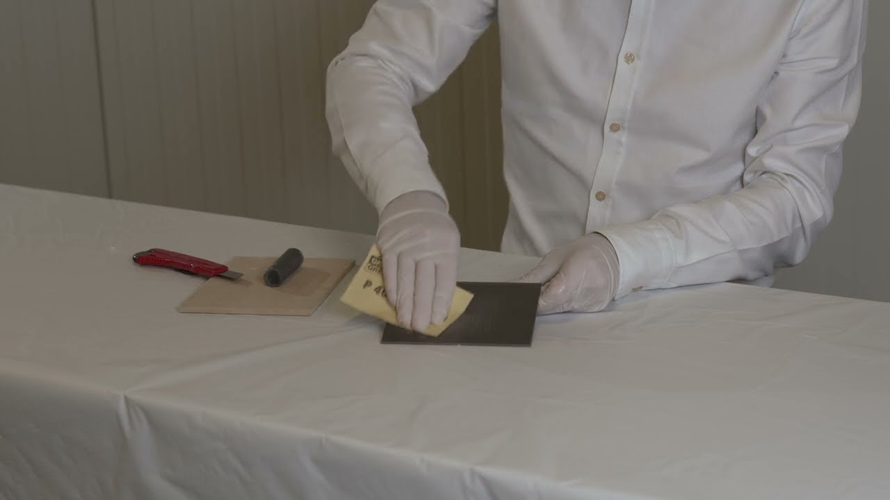 Steelbond Epoxy kneedbaar metaal van Vosschemie - V-Sure