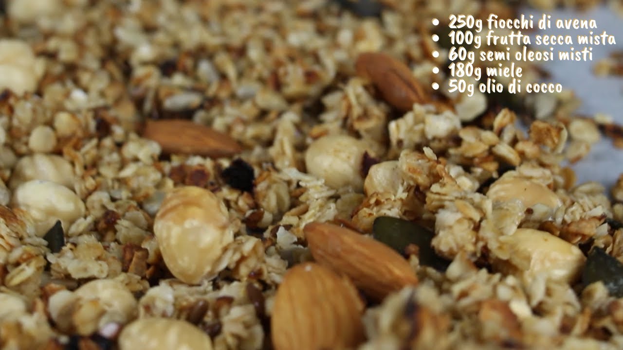 Granola senza forno - ricetta veloce perfetta per la colazione - senza zucchero