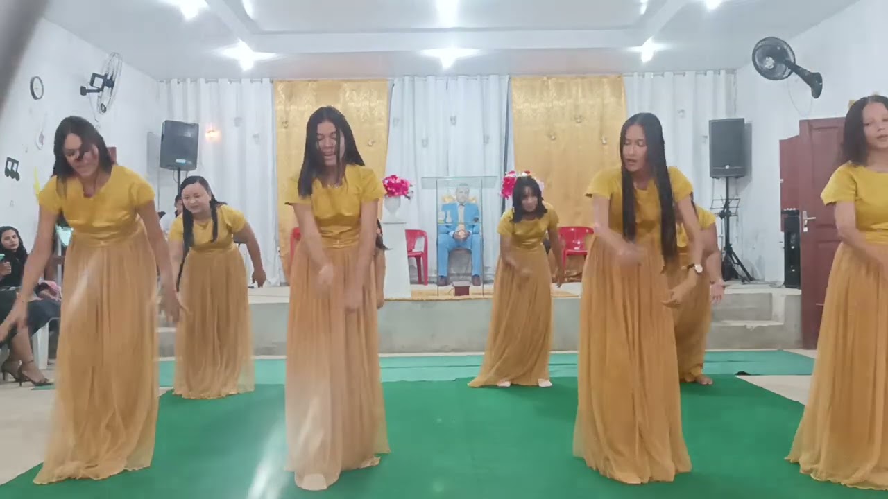 coreografia quem me vê cantando