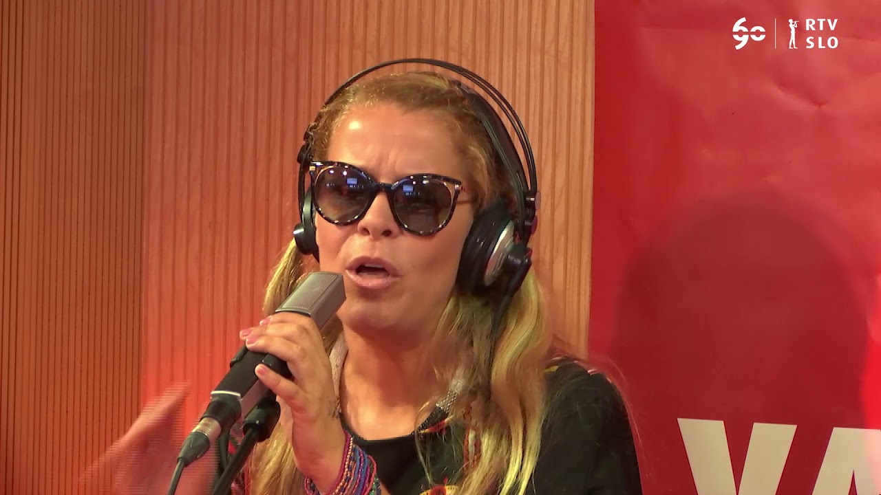 Anika Horvat in Lean Luigi Kozlar - Vorrei incontrarti fra cent'anni [Živooke na Valu 202]