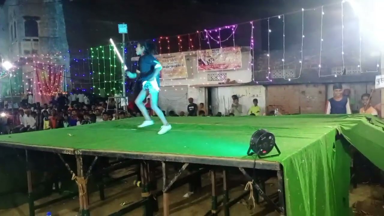 #Dance_Video || Mahima Raj || डांस कंपटीशन मिर्जापुर हां || SAMEER DANCE SCHOOL BABATPUR 4/10/2022
