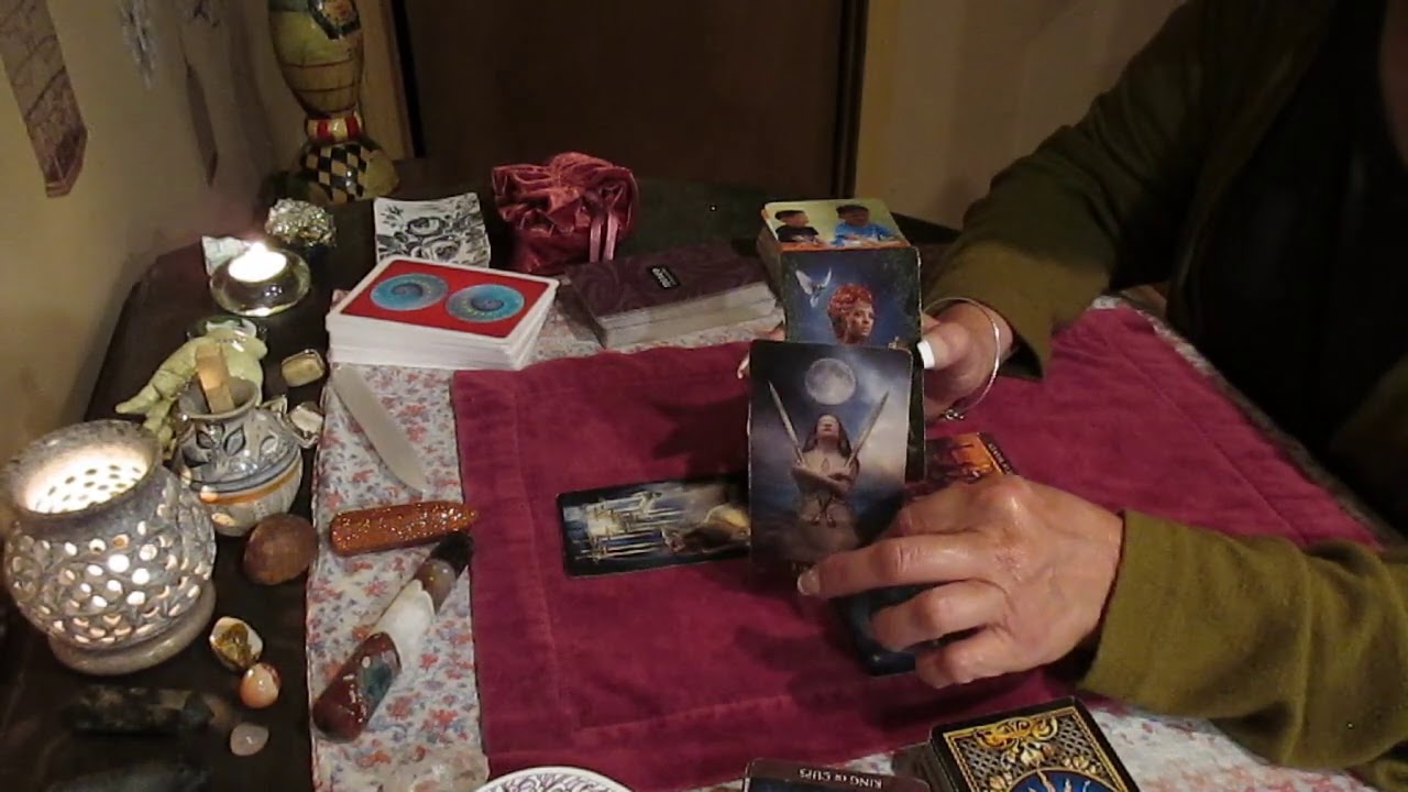 CANCER LOVE!!  IM OUTTA HERE!  adults only Tarot
