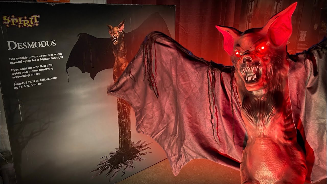Spirit Halloween - Desmodus Unboxing/Setup | 2023 Pop Up Bat Animatronic 🎃 👻 🦇