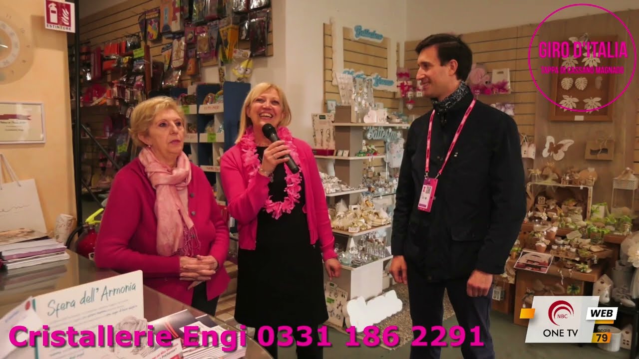 I protagonisti dell'arrivo del Giro d'Italia a Cassano Magnago: Cristallerie Engi e Fitness Service