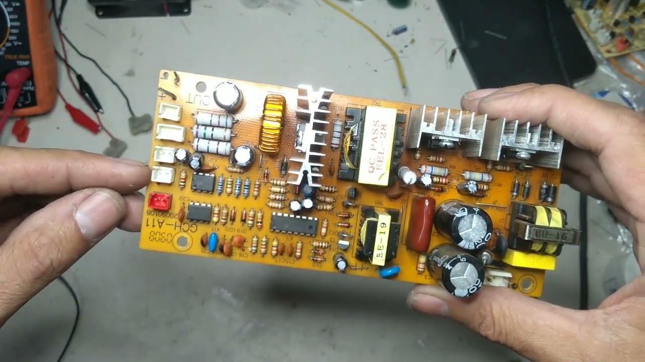 CONSERTO PLACA DE ADEGA E TESTES. NA BANCADA COM CARGA