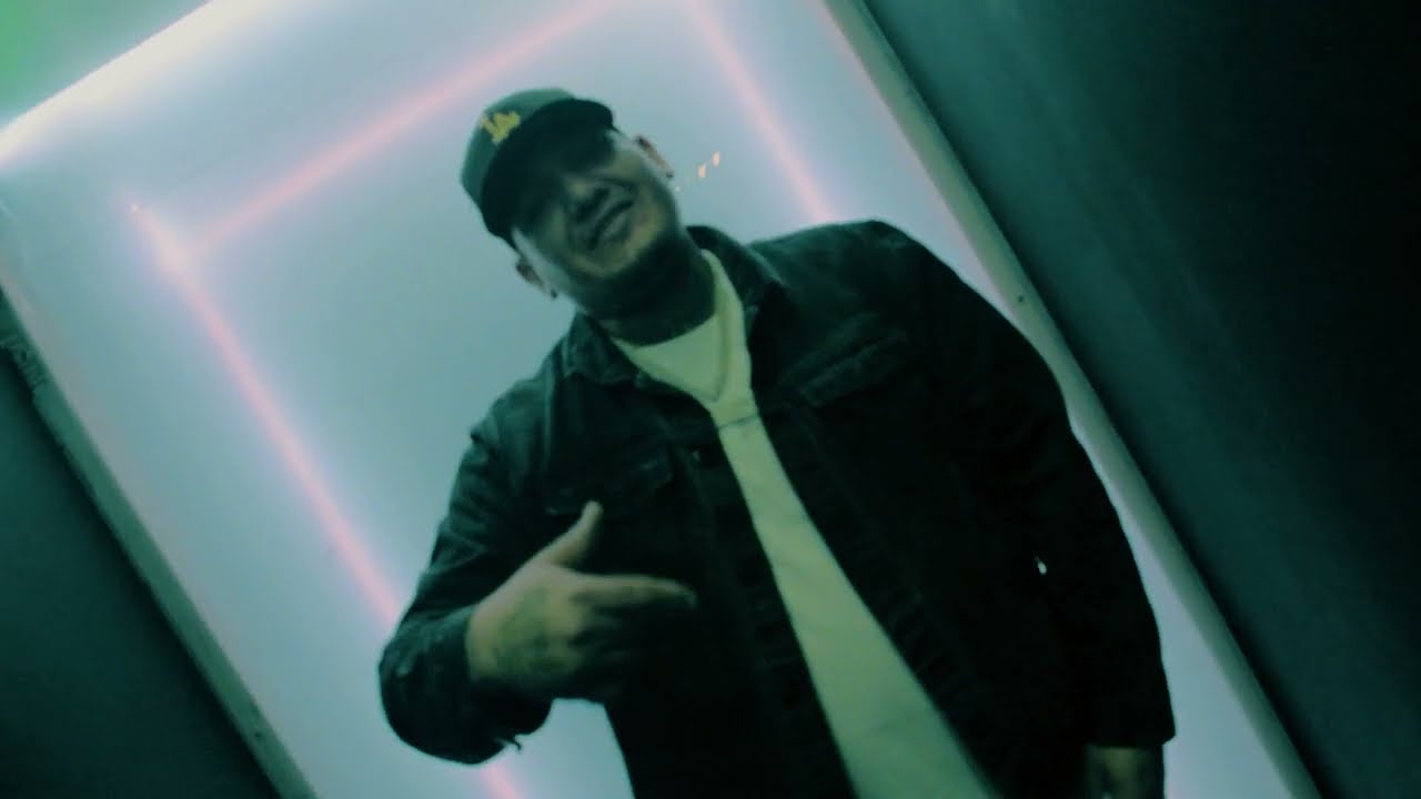 Misfit Soto & Baby Bounce - Follow my lead (official video)