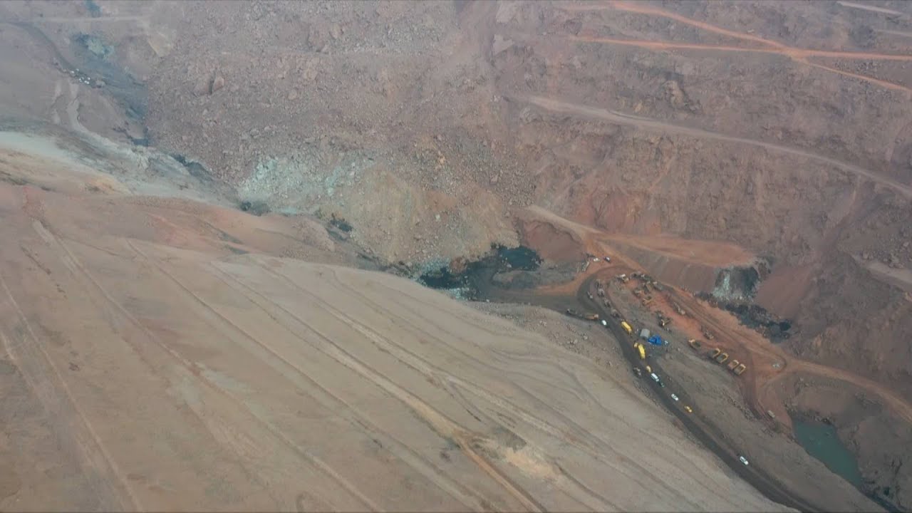 GLOBALink | Landslide halts rescue of over 50 missing after China mine collapse