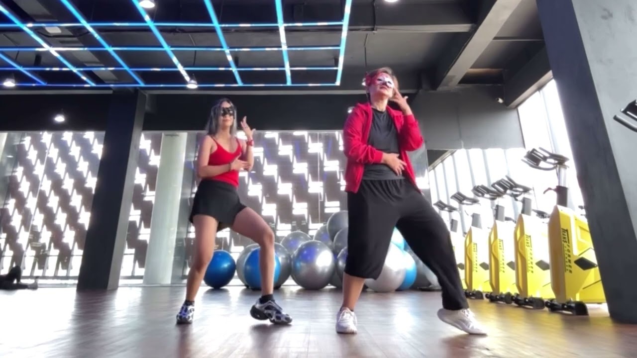 Jessi - Gum 가사 (KPop Cardio Dance Session)