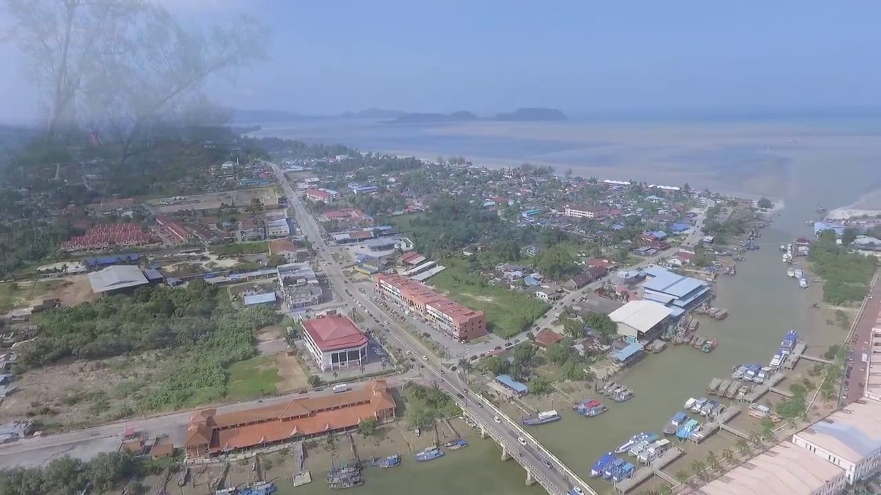 Johor Bahru to Mersing, Malaysia