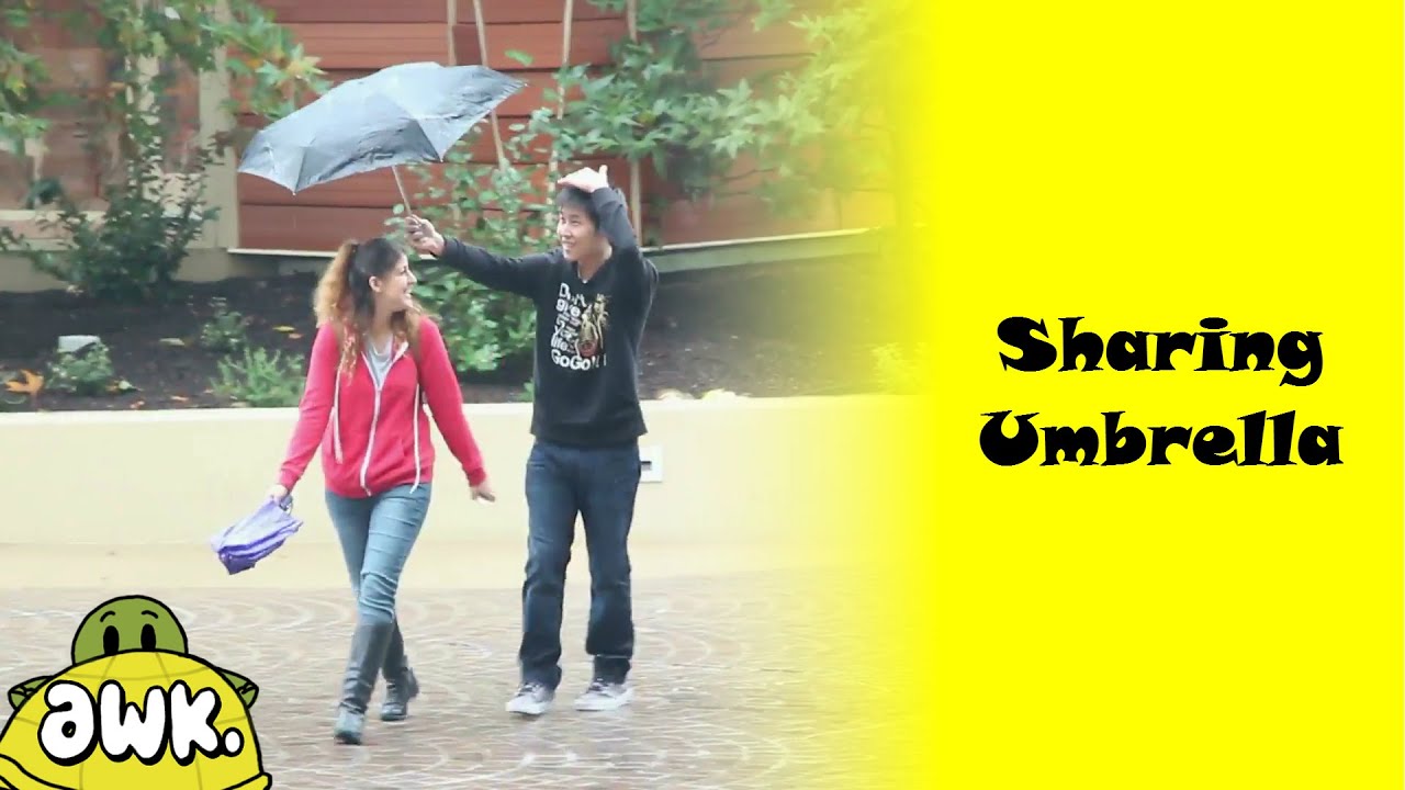 Sharing Umbrella with Strangers